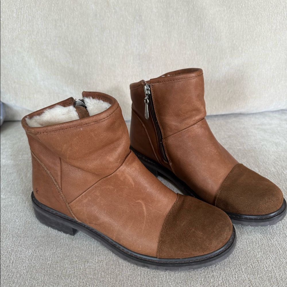 EMU Australia leather boots